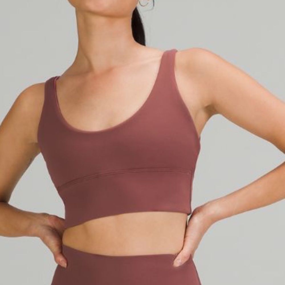 lululemon athletica Sports Bra in Mauve